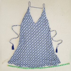 Rarely Worn Summer Halter Tie Top. Size L